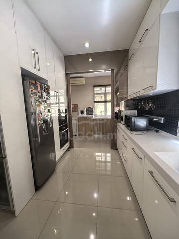 Taman Hijauan 2 Storey Semi D 1