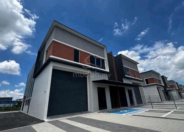 1.5 Sty Semi-D Factory Warehouse @ Bukit Minyak 1