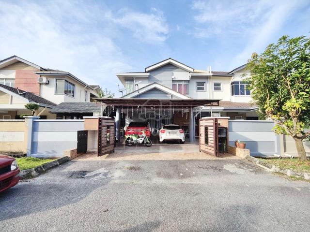 FACING PLAYGROUND! RENOVATED 2 Storey SEMI-D Taman Jelok Impian Kajang 1
