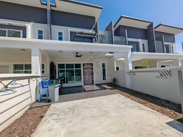 2 srorey terrace fully furnished @ seremban bandar springhill lukut 1