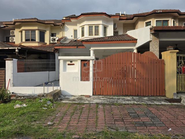 22’ x 75’ | 2-STOREY TERRACE HOUSE 📍 Jalan Paladium, Seksyen 7, Shah 1