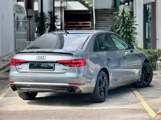 Audi A4 2.0 TFSI Quattro B9 F/Lift DgtalMeter 1Own - 4