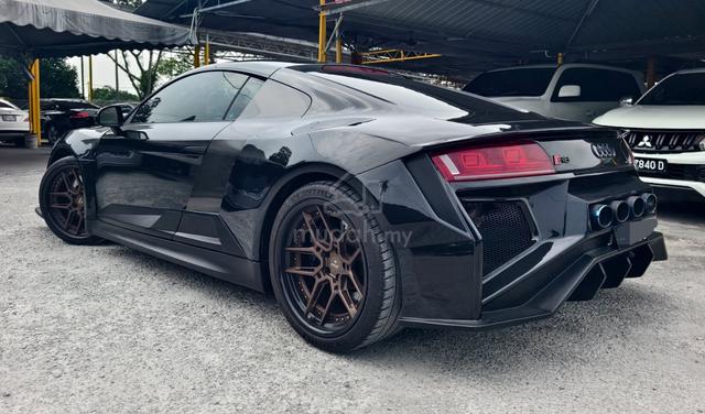 2009 Audi R8 4.2 FSI QUATTRO (A) boleh loan kedai - 2
