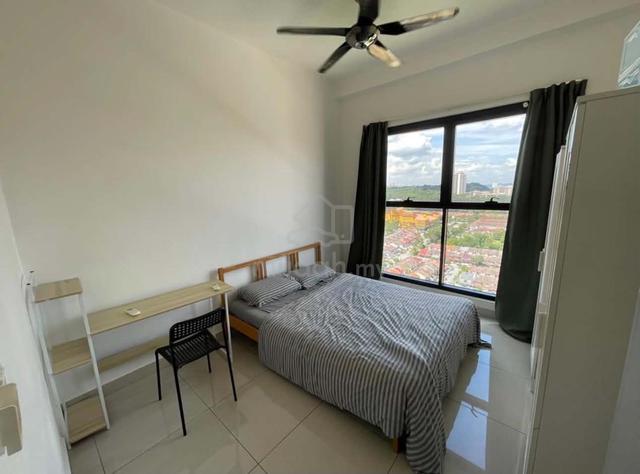GLOMAC CENTRO Room for Rent !!!! 1
