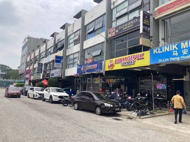 Medan Niaga Tasik Damai Sg Besi Ground Floor Shop Near Lake Fields 1