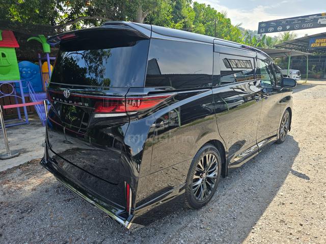 Recond 2023 Toyota VELLFIRE 2.4 Z PREMIER - 2
