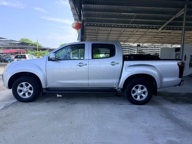 2020 Isuzu D-MAX 1.9  FACELIFT (A) ONE OWNER - 4