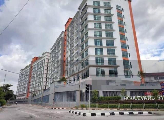 Boulevard 51 1