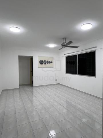 Taman Pekaka Apartment 1