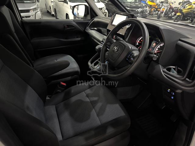 TOYOTA NOAH X(a)UNREG 2022*2 POWER DOOR/7 SEATER - 5