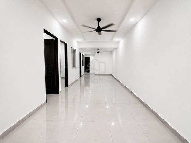 Refurbished Unit |20' x 80'| Single Storey Taman Rambai Indah Jenjarom 1