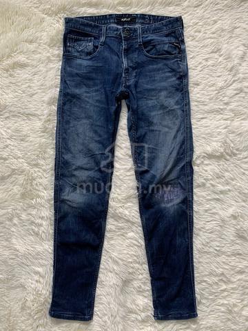 Carousel Image