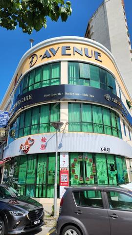 I-Avenue Corner Unit 764sqft Freehold Worth to Buy Facing Main Road 1
