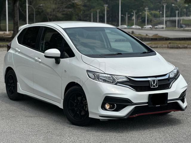 2019 Honda JAZZ 1.5 E (A) FLRS BODYKIT - 1