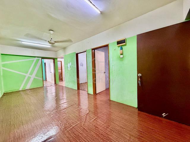 Pelangi Apartment ( Pelangi Damansara ) 1