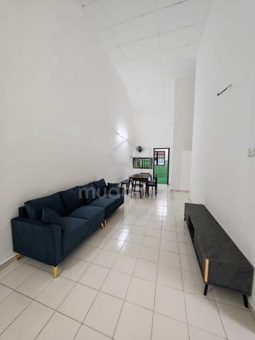 CIQ / Bestari Indah / Puteri Wangsa / 3 Bedroom / New furniture 1