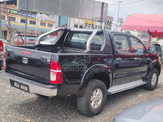 2012 Toyota HILUX 2.5 G (A) - 4