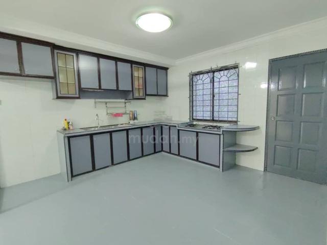 BELOW VALUE Cheng Perdana Freehold Double Storey Extended Front Back 4