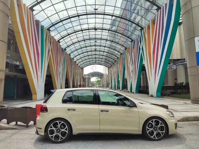 2009 Volkswagen GOLF 2.0 GTi (A) - 3