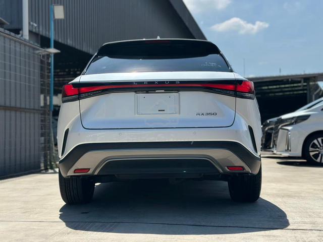 Recon Unreg 2023 Lexus RX350 VERSION L *Promotion - 5