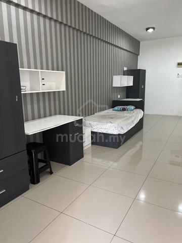 Kampus West City 3