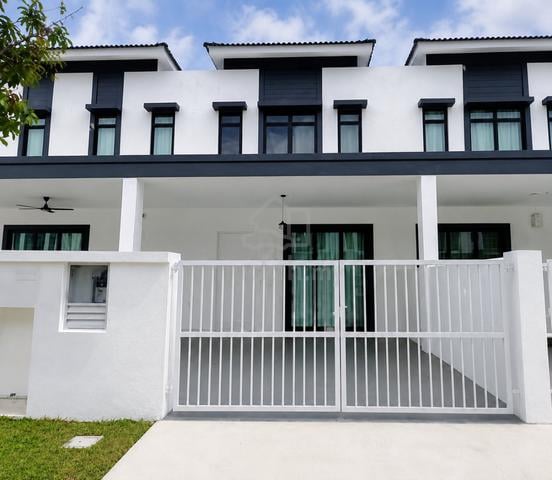 Eco Tropic Breezegate Rumah Teres 2 Tingkat 1