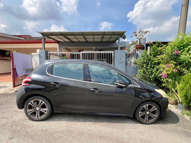 2013 Peugeot 208 1.6 VTI ALLURE (A) - 4