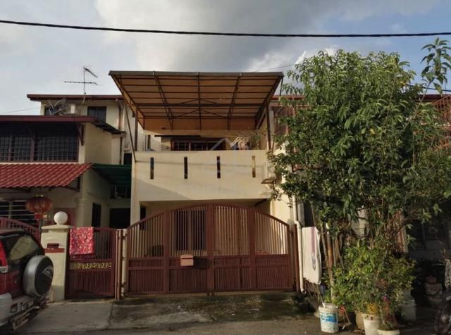 Rejang 4 , 2.5sty , 988sf , basic , setapak jaya 1
