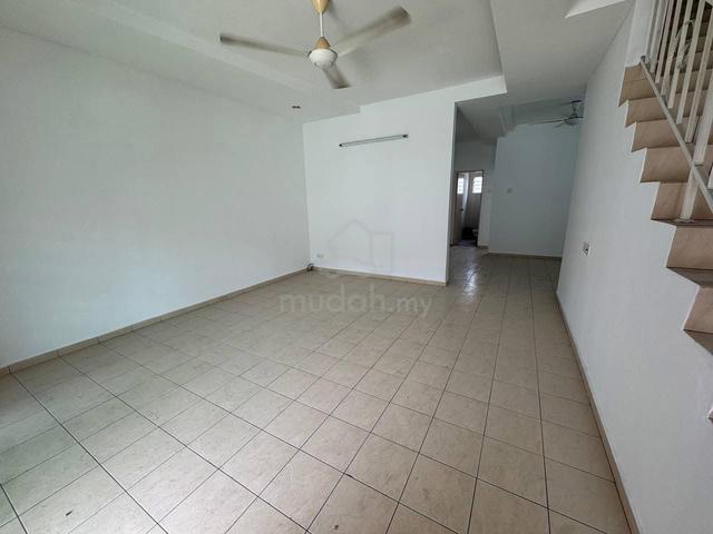 Botani double storey house for rent 2