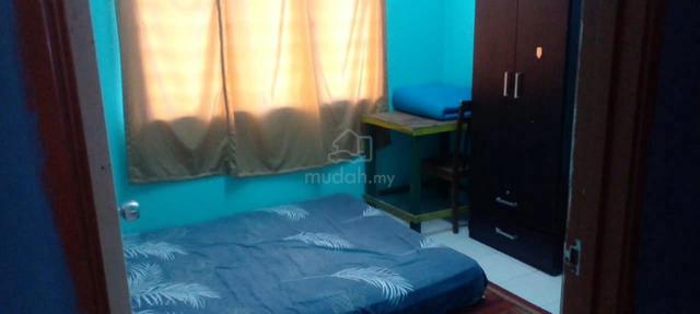 Rumah 2 tingkat 1
