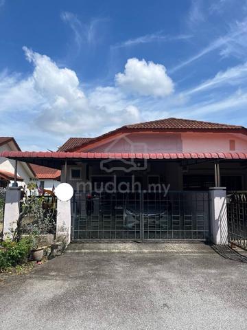 [End Lot] 1-Storey Terrace Taman Nusari Bayu Sri Sendayan 1