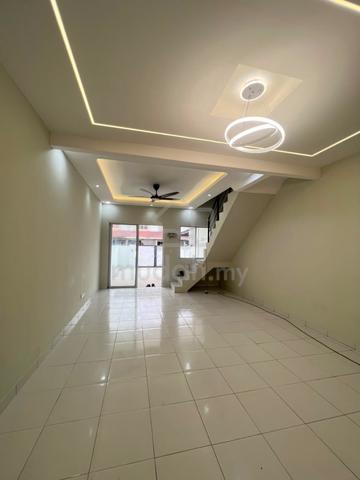 Lagenda Putra 18 Kulai FULLY RENOVATED✅BELOW MARKET✅GOOD LOCATION✅ 1