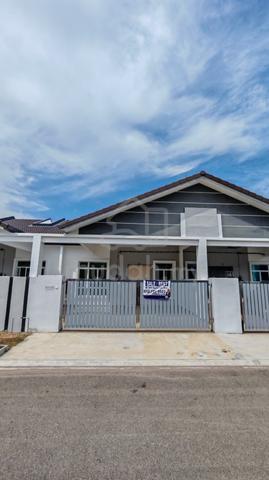 Kluang Hot Location🔥New house condition🏡Single Storey Terrace 1