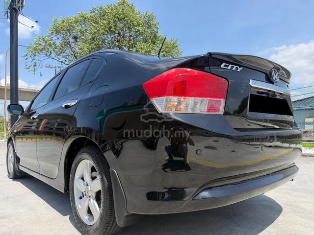 Honda CITY 1.5 I-VTEC (A) SPORTY TIP-TOP CONDITION - 3