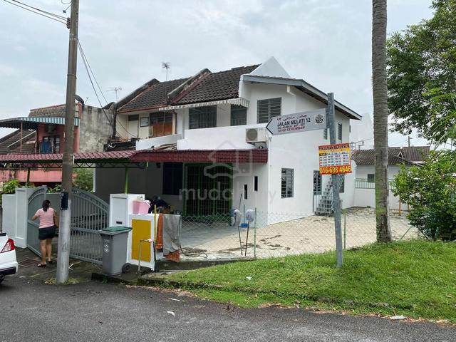 Taman Dusun Setia , Seremban Double Storey house corner lot for sale 1