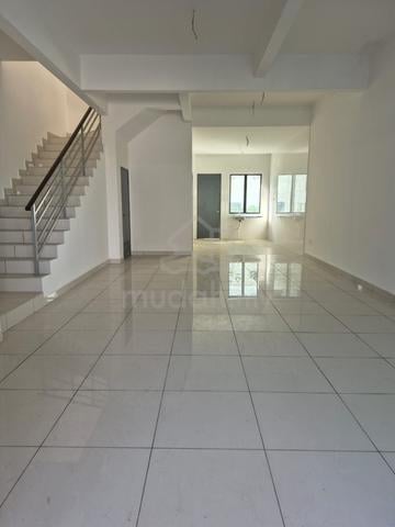 Furnished Double storey Taman Semarang Intan Diamond Garden in Dengkil 1