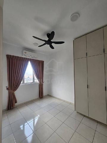 Seri Topaz Apartment 1