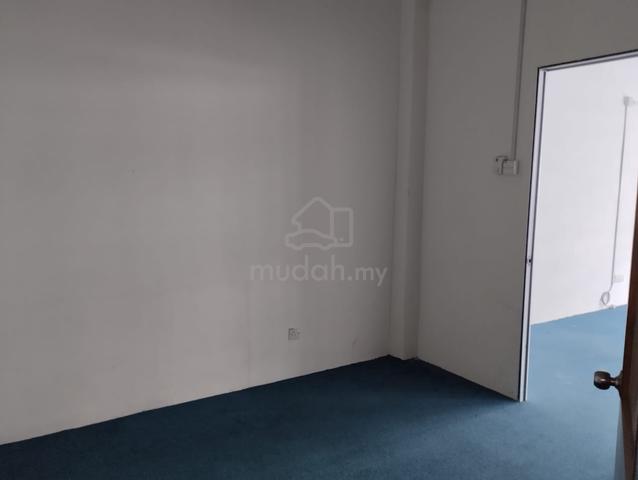 Unit sewa Tingkat 1 @ Dataran Otomobil, Seksyen 15, Shah Alam 3
