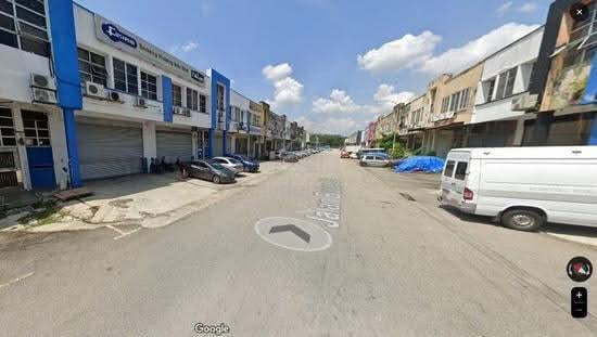 Bandar Pinggiran Subang 1.5sty Factory For Rent 1