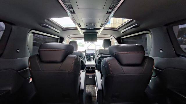 2025 Toyota Alphard 2.5 Z Mpv - 4