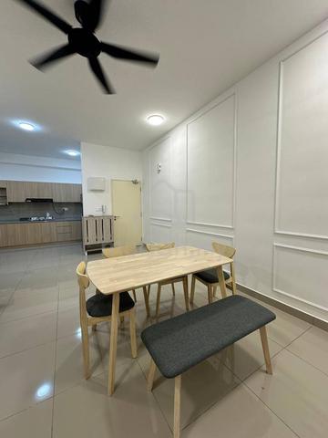 [Female, Sharing] Anggun Lumayan - Balcony Room, Bandar Sri Permaisuri 1