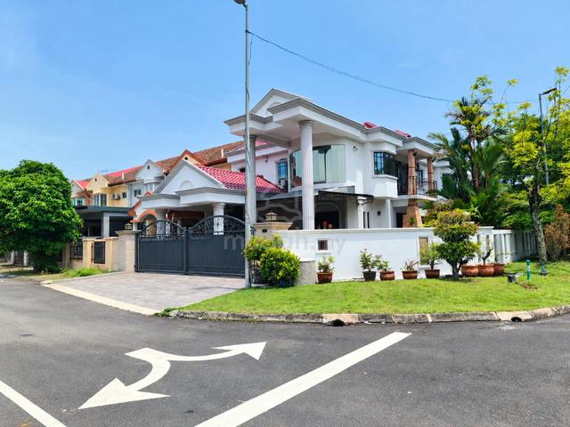 Best & Huge Unit Corner Double Storey Terrace Seksyen 7 Shah Alam 1