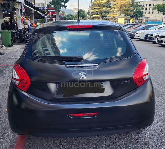 2015 Peugeot 208 1.6 VTi ALLURE (A) - 5