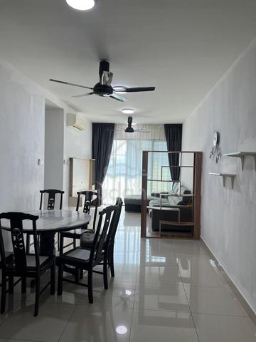 KL Traders Square Residences 1