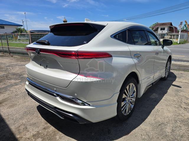 2021 Toyota Harrier Z with Modellista Bodykit - 4