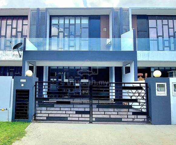 FULL LOAN Taman Pulai Jaya Cube 176 Double Storey House For Sale 1