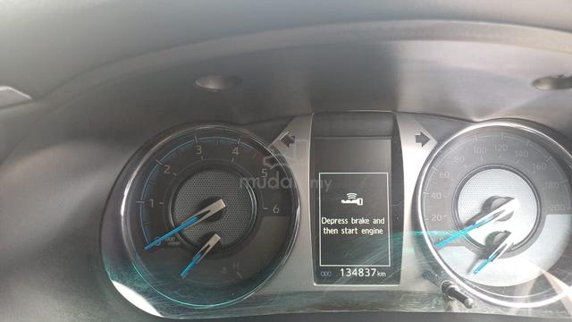 2021 Toyota HILUX 2.8 ROGUE FACELIFT FULL LOAN - 4