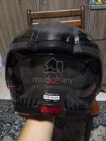 Helmet fullface MT from Spain  - photo 4 of 4