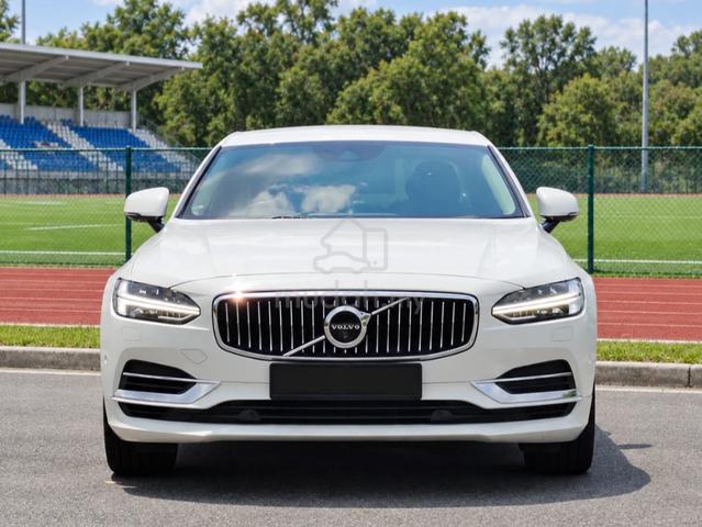 2017 Volvo S90 2.0 T8 INSCRIPTION PLUS LOW MILEAGE - 3