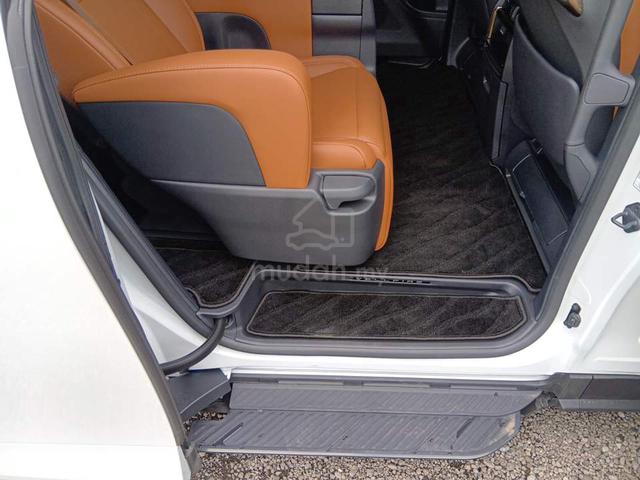 2025 Toyota ALPHARD 2.5 Z (A) - 4